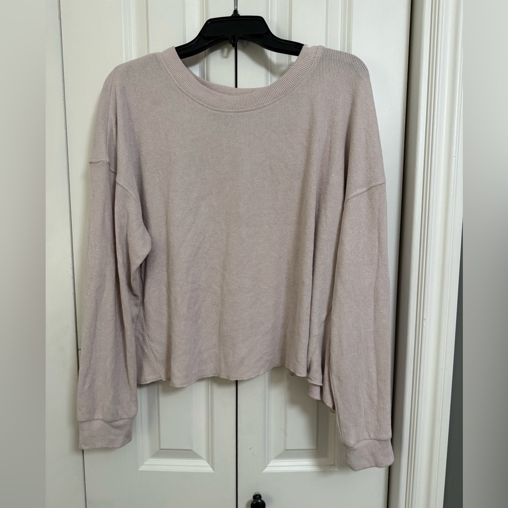 Angie Large Pullover Longsleeve Crewneck